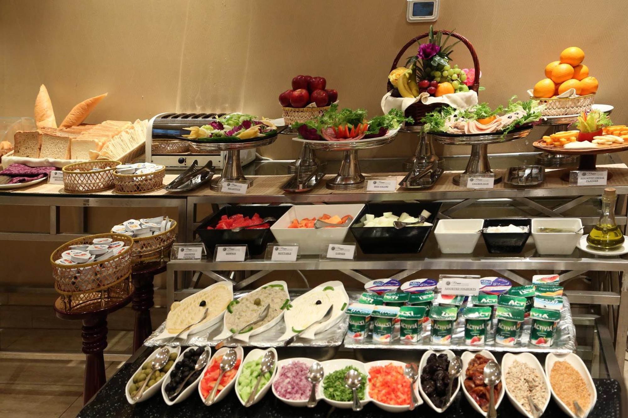 Monroe Hotel & Suites Manama Ngoại thất bức ảnh