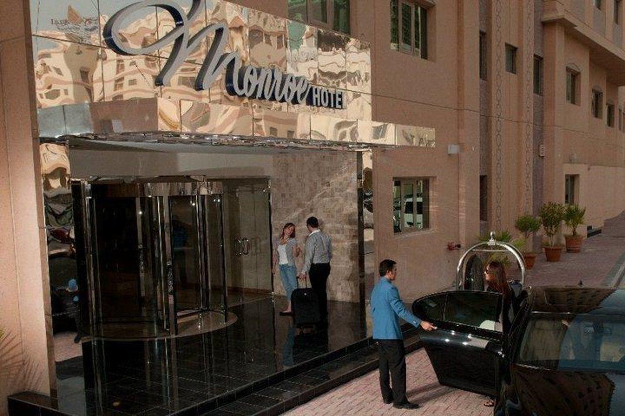 Monroe Hotel & Suites Manama Ngoại thất bức ảnh