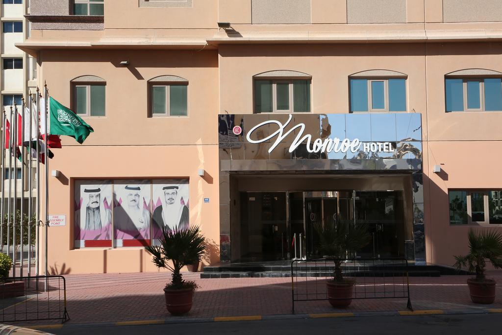 Monroe Hotel & Suites Manama Ngoại thất bức ảnh