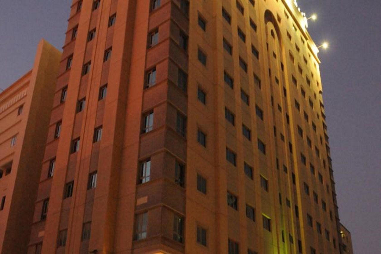 Monroe Hotel & Suites Manama Ngoại thất bức ảnh