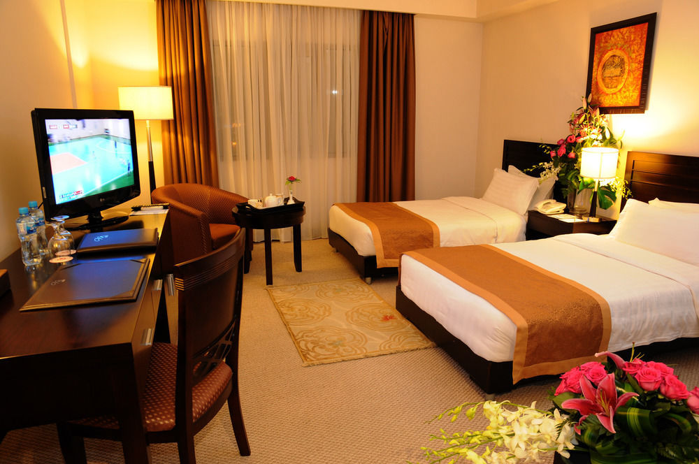 Monroe Hotel & Suites Manama Ngoại thất bức ảnh